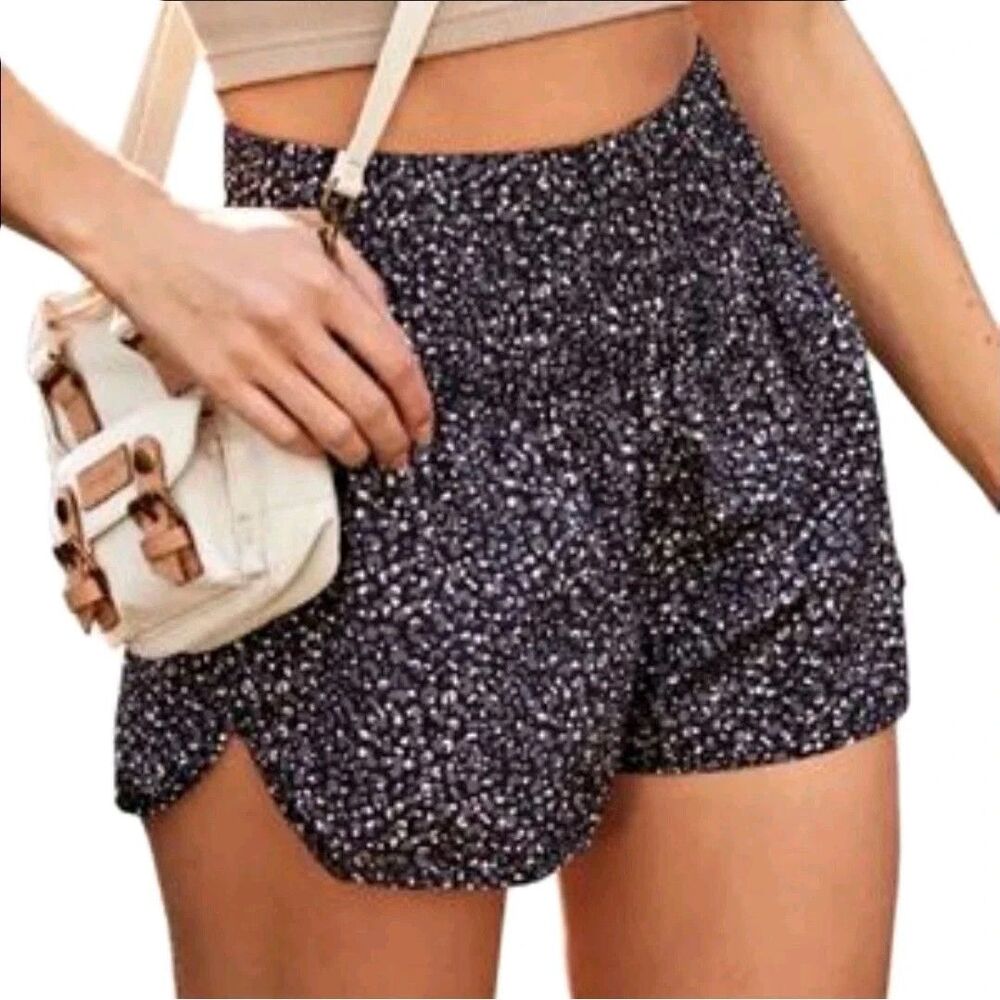Free People Size Medium Black Gray All Over Print The Way Home Movement Shorts